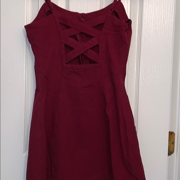 PacSun Red Button Up dress with Cross-Back Details - Picture 5 of 7
